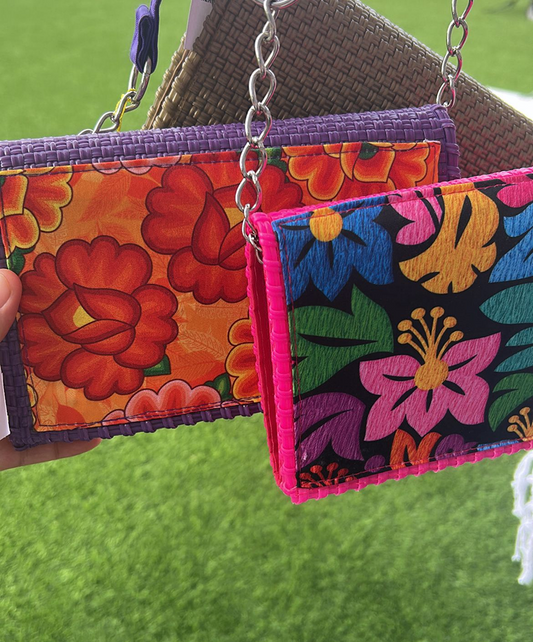 Carteras artesanales / Handcrafted wallets