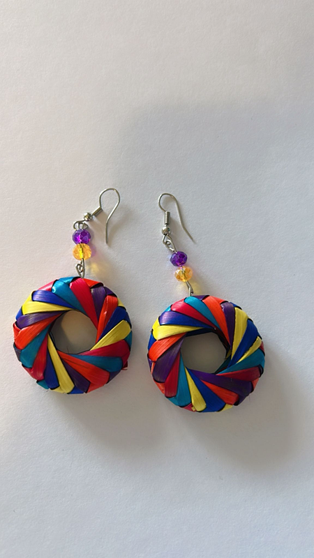 Aretes de palma círculos / Woven palm circle earrings
