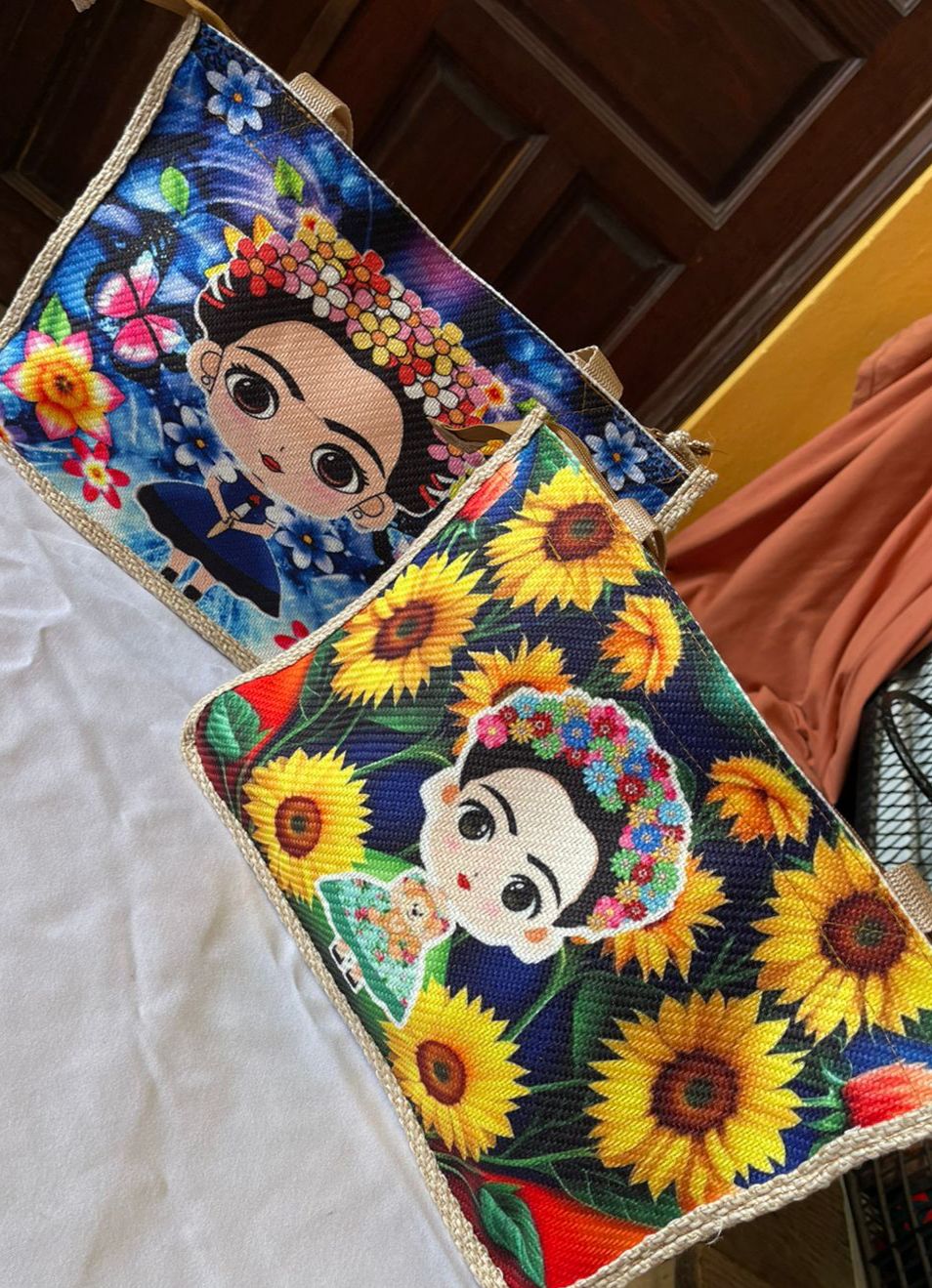 Carteras Muñeca